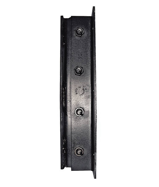 Thanh chắn thép tại khu vực xuất nhập hàng Steel Faced