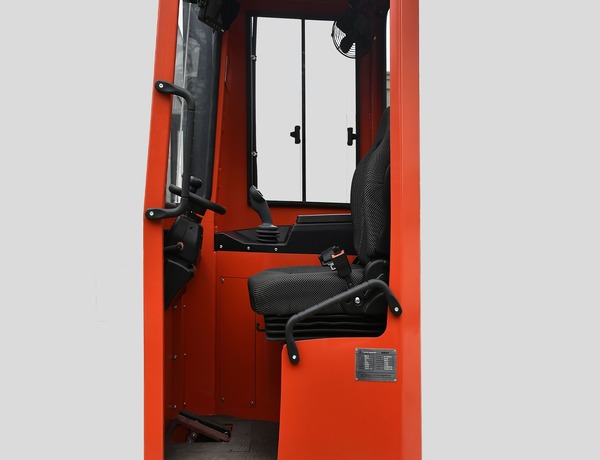 Xe Nâng Đa Hướng MQC Series 3.5 - 5 tấn